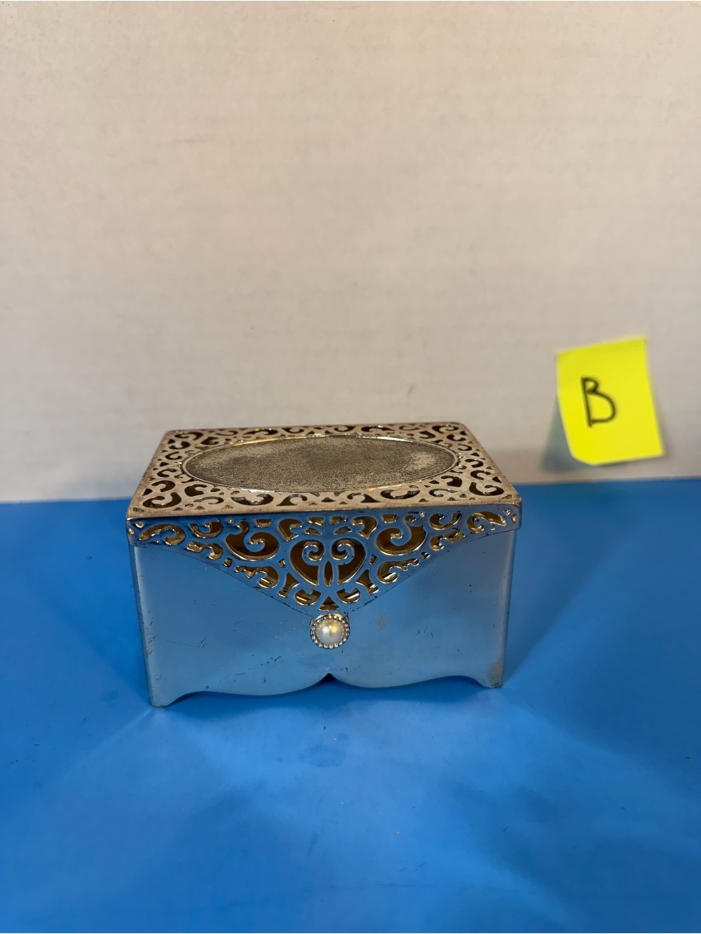 Silver Decorative Trinket Box with Filigree Accent